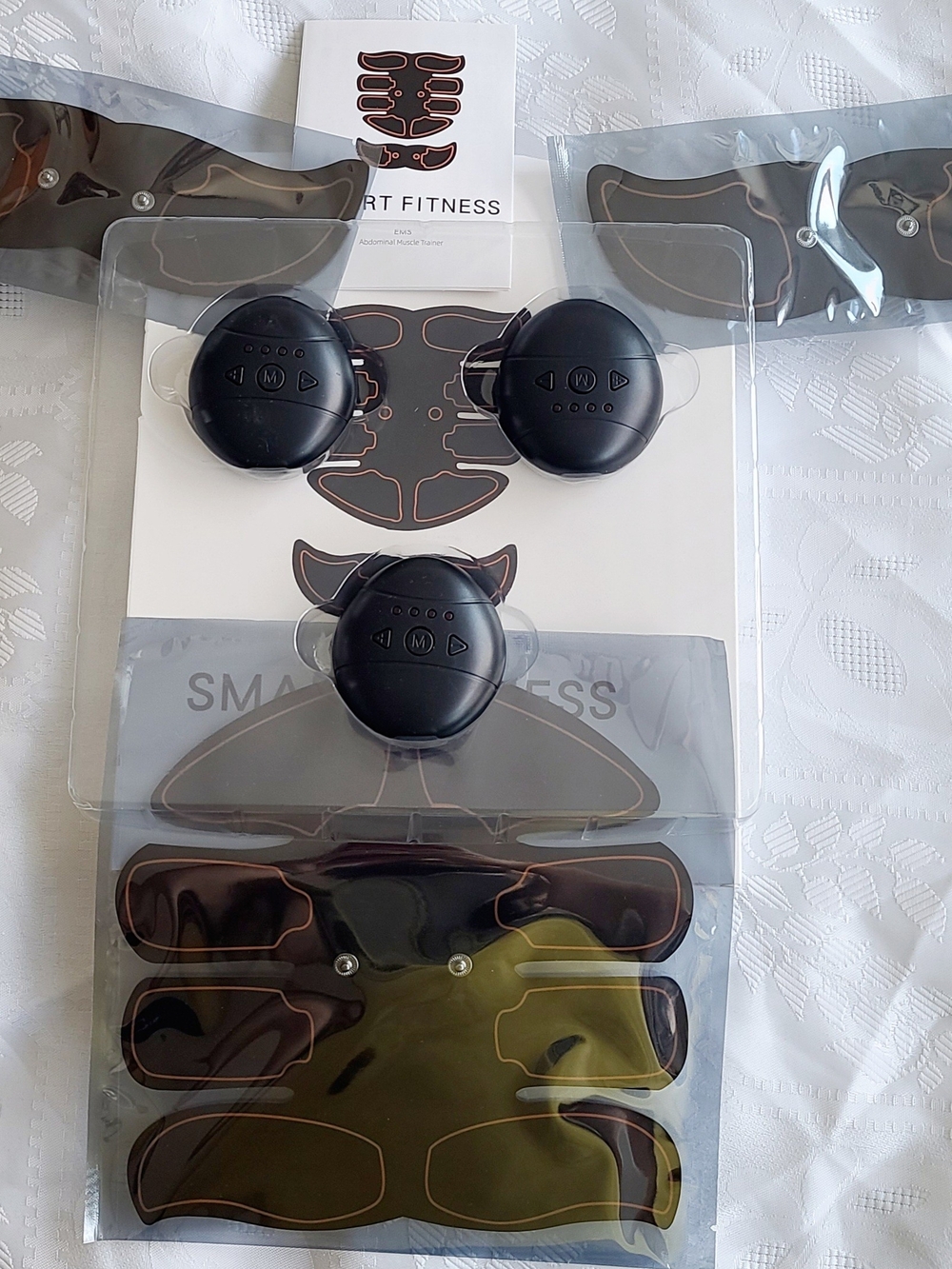 Smart Fit Black EMS Wireless Muscle Stimulator Kit
